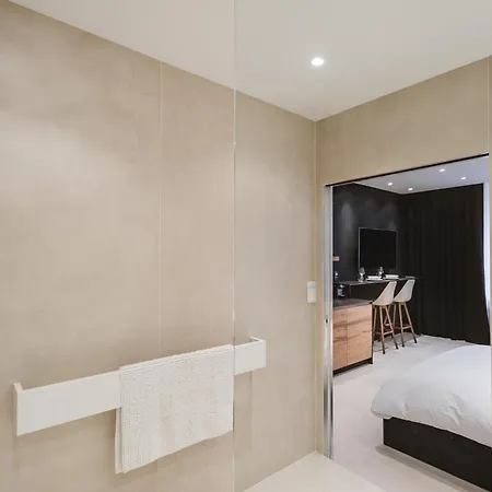 Mohom - Berges Du Rhone Apartment Lyon Room photo